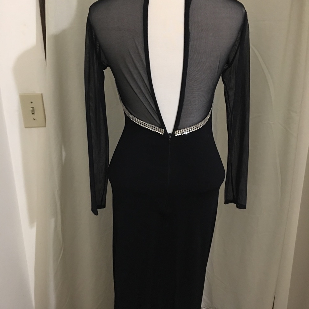 Gown - Picture 2 of 3